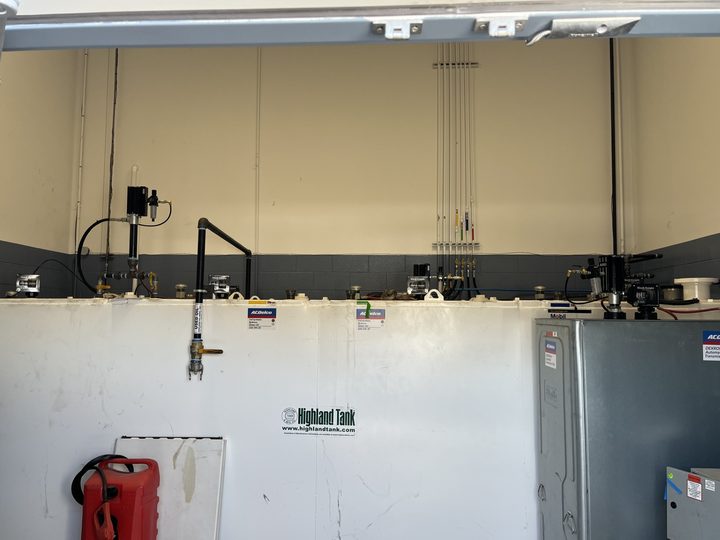 Bulk oil storage and pumps