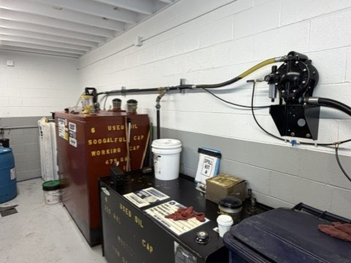 Lube room pumps and storage